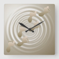 Fußspuren in der Sand-Wall-Uhr