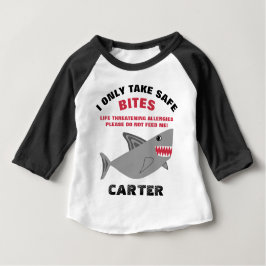 Füttern Sie mir Baby T-shirt