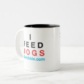 "Füttern Sie mir" HundeTasse Zweifarbige Tasse (Vorderseite Links)