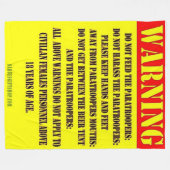 FÜTTERN SIE NICHT DIE FALLSCHIRMJÄGER FLEECEDECKE (Vorderseite (Horizontal))