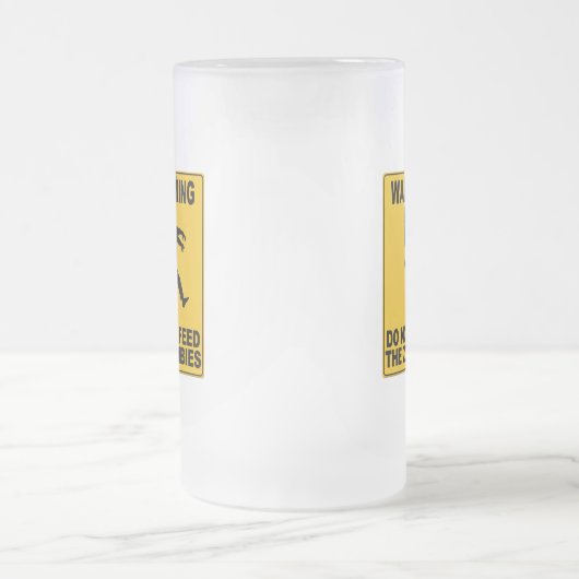 Füttern Sie nicht die Zombies Mattglas Bierglas (Mittel)