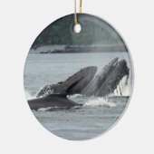 Fütternd Humpbackwale Keramik Ornament (Links)