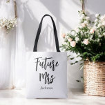 Future Mrs Bride Schwarz-weiß Wedding Tasche<br><div class="desc">Bride Tote Tag mit Text Future Frau in Schwarz und Weiß. Karo unten in unserer Shop-Kollektion für passende Artikel.</div>