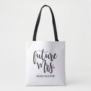 Future Mrs (Ihr Name) Black Script Tasche