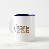 Future Nurse | Geschenk für Krankenpfleger Zweifarbige Tasse (Vorderseite Links)