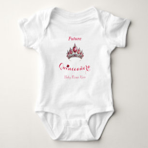 "Future Quinceañera" mit Tiara und Babyname Baby Strampler