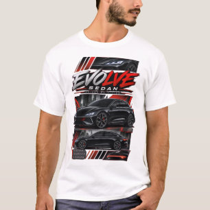 Futuristische schwarze elektrische Sportlimousine  T-Shirt