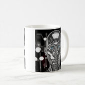 Futuristischer Chromroboter Kaffeetasse (VorderseiteRechts)