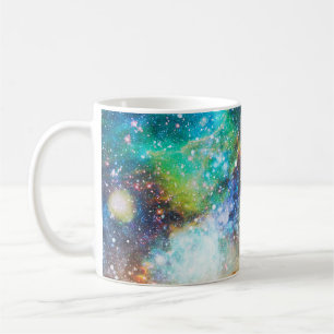 Futuristischer Raum, nebeliger Hintergrund. Kaffeetasse