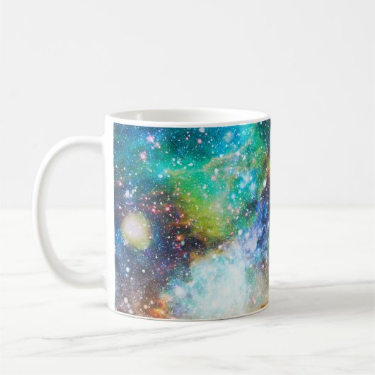 Futuristischer Raum, nebeliger Hintergrund. Kaffeetasse (Links)