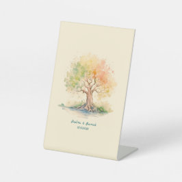 futuristisches Baumstall-Zeichen Sockelschild