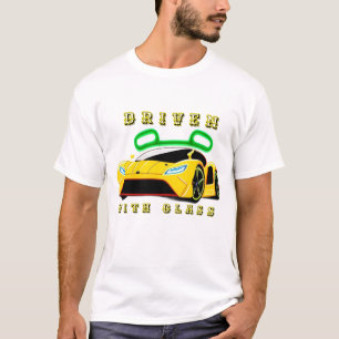 Futuristisches gelbes Sportauto mit Neonelementen T-Shirt