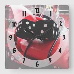 Fuzzy Dice in Chevy Quadratische Wanduhr