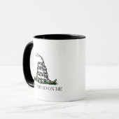 Fuzzy Express® Classic Gadsden Flag Schwarzweiß Tasse (Vorderseite Links)