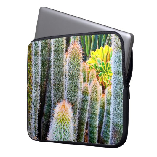 Fuzzy Green Cacti Succulent Foto Einfach modern Laptopschutzhülle (Vorderseite Links)