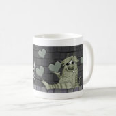 Fuzzy Green Monster mit Herz Kaffeetasse (VorderseiteRechts)