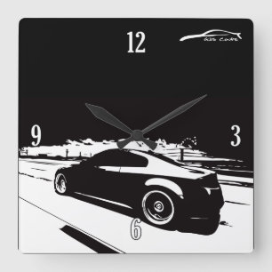 G35 Coupe Rolling Shot Quadratische Wanduhr