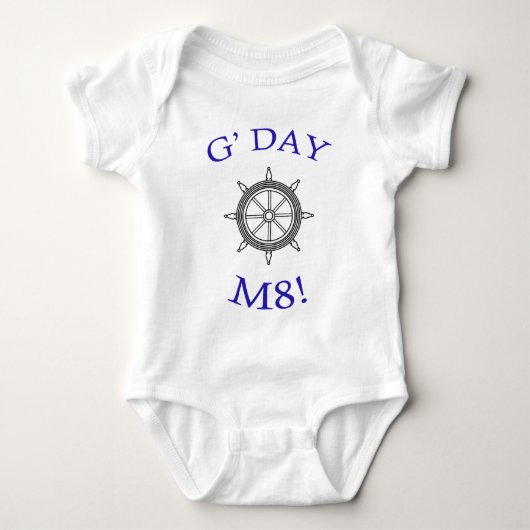 "G' Day M8!" Baby Strampler (Vorderseite)