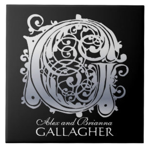 G Monogramm "Silver Lace on Black" mit Namensliste Fliese