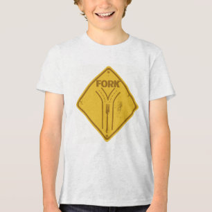 Gabel auf der Straße lustiges Verkehrszeichen Tri-Blend Shirt