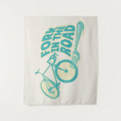 Gabel in der Straße Funny Fahrrad Wandteppich (Vorderseite)