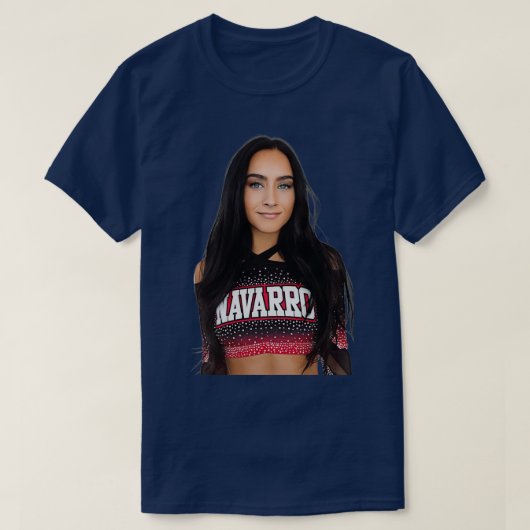 Gabi Butler aus Navarro Cheer Team T-Shirt (Design vorne)
