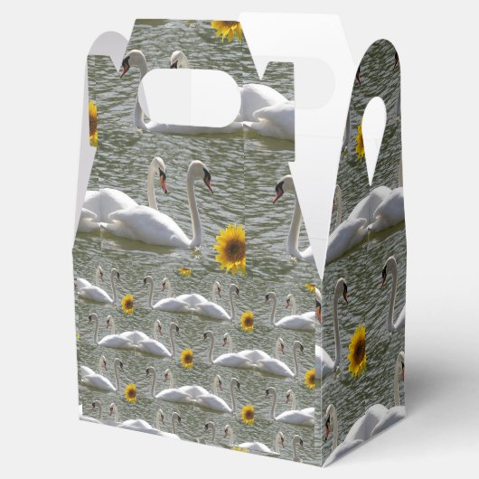 Gable Favor Box Geschenkschachtel (Geöffnet)