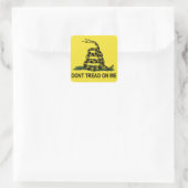 Gadsden Flag Quadratischer Aufkleber (Tasche)