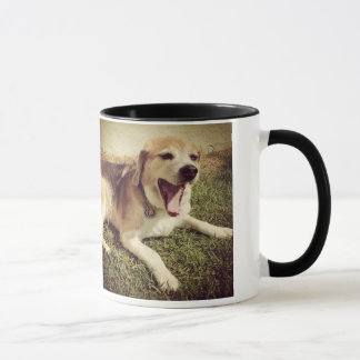 Gähnende HundeTasse Tasse