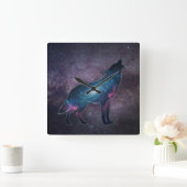 Galactic Howling Wolf Silhouette Quadratische Wanduhr (Zuhause)