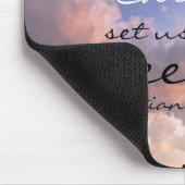 Galaten 5:1 für Freiheit, dass Christus Set uns fr Mousepad (Ecke)