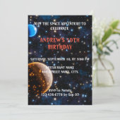 Galaxie mit Sternen und Planeten Einladung (Stehend Vorderseite)