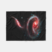 Galaxie-Rosen-Rot Fleecedecke (Vorderseite (Horizontal))