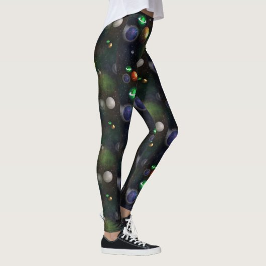 Galaxie und Planeten auf schwarzem Hintergrund Leggings (Rechts)