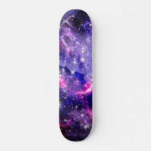 Galaxie, Universum, Sterne, Geschenkmuster für den Skateboard