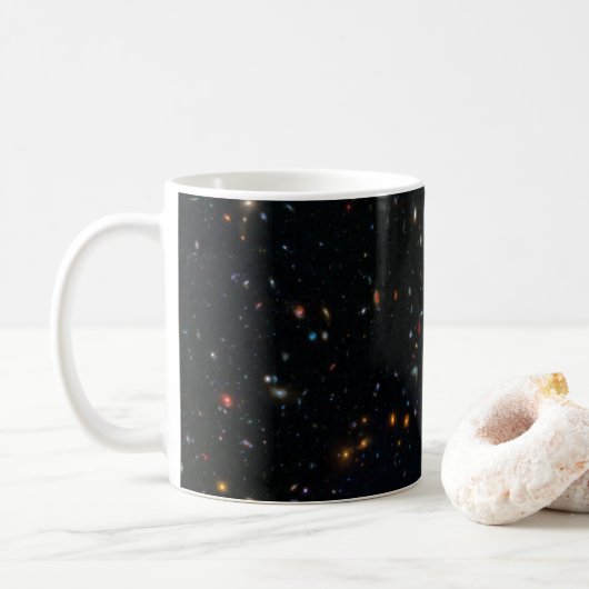 Galaxy Cluster Abell 370 Parallelfeld. Kaffeetasse (Mit Donut)