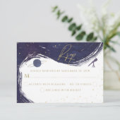 Galaxy Starry Night Sky Blue Lila Gold Wedding RSVP Karte (Stehend Vorderseite)