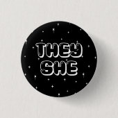 Galaxy They/She Pronouns Button (Vorderseite)