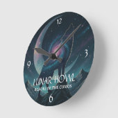 Galaxy Wolf Silhouette with Mystical Nebula Moon - Runde Wanduhr (Winkel)