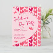 Galentine's Day Party Red Pink Hearts Modern  Einladung (Stehend Vorderseite)