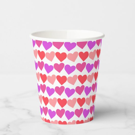 Galentines Day Pink Red Hearts Bold Retro Groovy Pappbecher (Links)