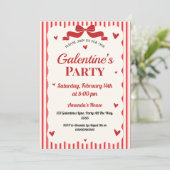 Galentines Valentines Party Coquette Bow Rotes Her Einladung (Stehend Vorderseite)