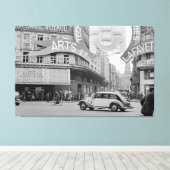 Galeries Lafayette Paris Haussmann 1940 Fotograf Leinwanddruck (Insitu (Holzboden))