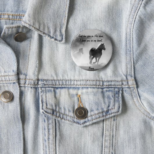 Galloping aus dem Nebel Button (Beispiel)