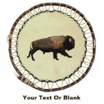 Galloping Bison Fotoskulptur Magnet<br><div class="desc">Ein galoppierender Bison wird auf der Hautseite eines Bibergürtels gemalt, der auf einem Wildhaufen gespannt ist. Der Bison (Bison bison), das größte Landsäugetier Nordamerikas, gilt als eine der wichtigsten Arten: Sie umherwanderten einst den Kontinent in großen Herden, und ihr Weidedruck trug dazu bei, die Ökologie der Großen Ebenen zu formen....</div>