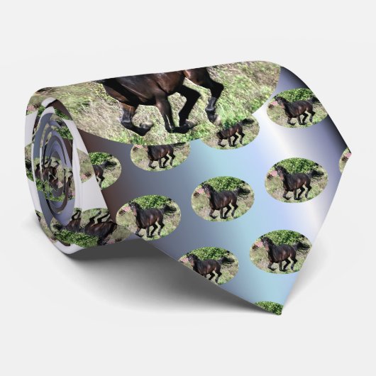 Galloping Kastanienpferd Krawatte (Gerollt)