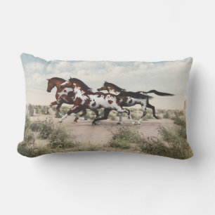 Galloping Paint Horses Lumbar Kissen
