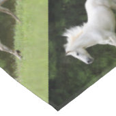 Galloping Weißes Pferd Tischdecke (Schrägansicht)
