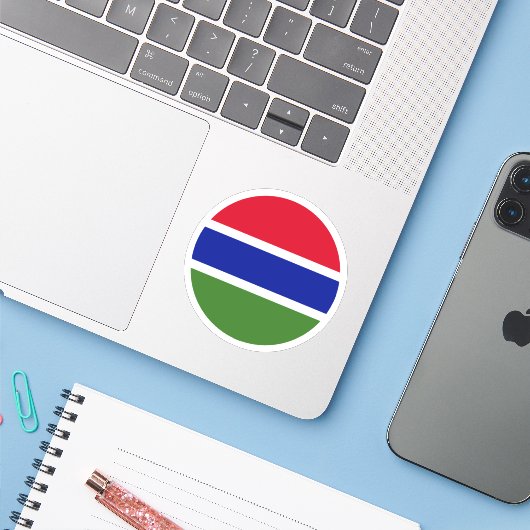 Gambia Flag Round Sticker (Laptop mit iPhone)