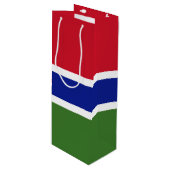Gambia-Flagge Geschenktüte Für Weinflaschen (Vorderseite Schrägansicht)